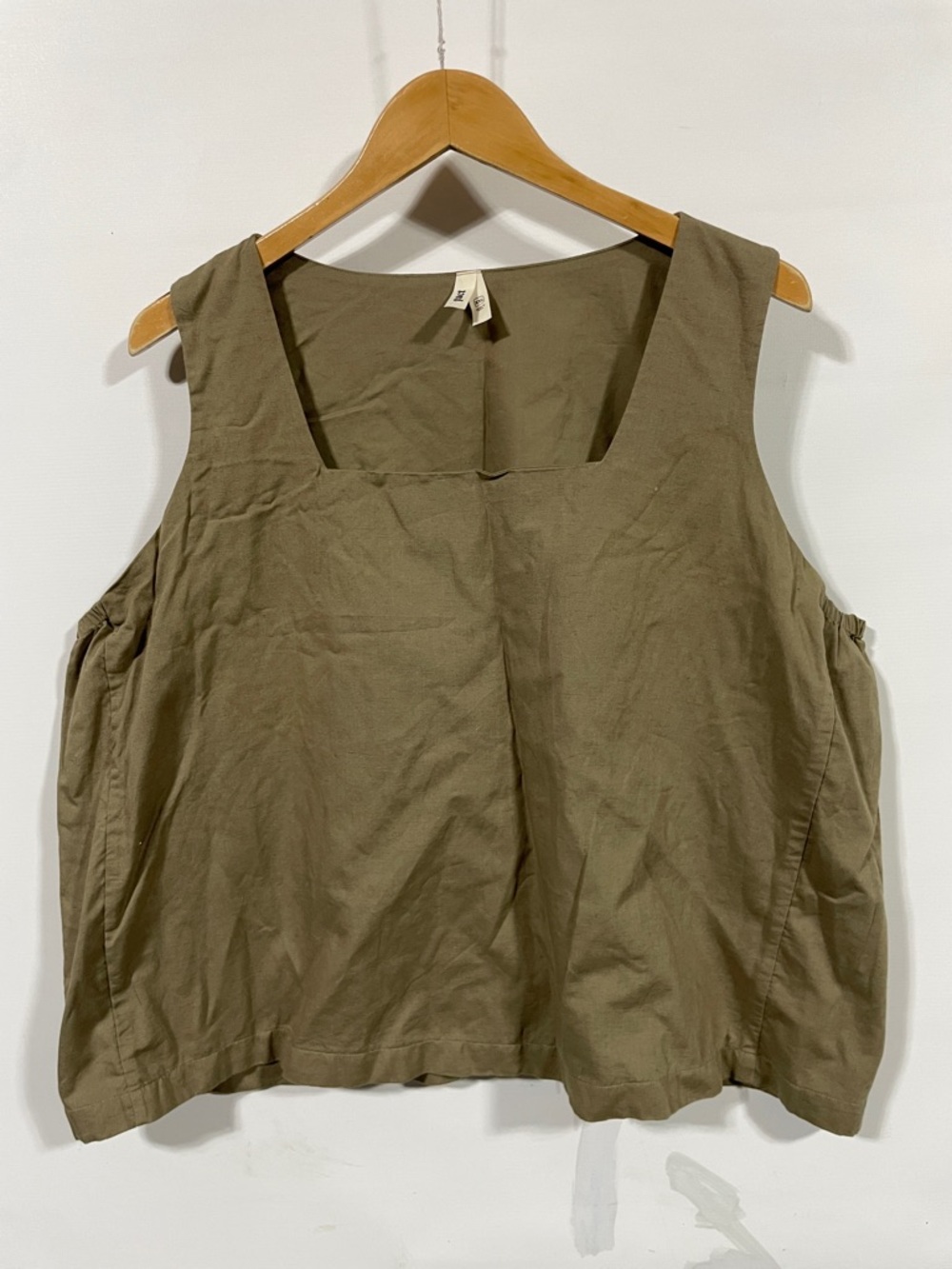 Pact organic cotton linen blend Sleeveless Square-Neck Women’s Top Olive Green